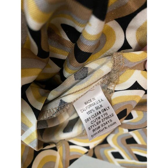 Trina Turk 100% Silk Mini Dress US 4 Neutral Geometric Print Retro Hippie 70s - Picture 8 of 9